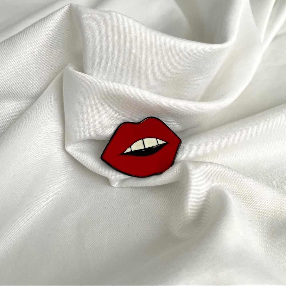 5/$25 LIP Pin